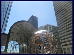 Downtown Loop 106 - Willis Tower entrance